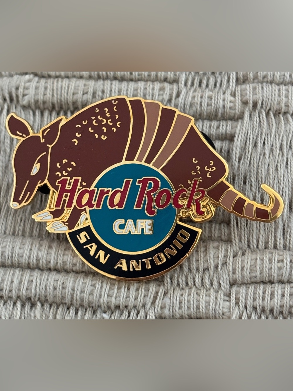 HARD ROCK CAFE San Antonio Vintage 90s Pin Pals Pin